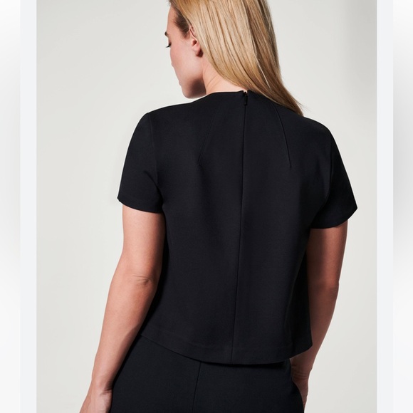 NWT! Spanx The Perfect Funnel Top in classic black. Size XL. New with tags. - Picture 3 of 6